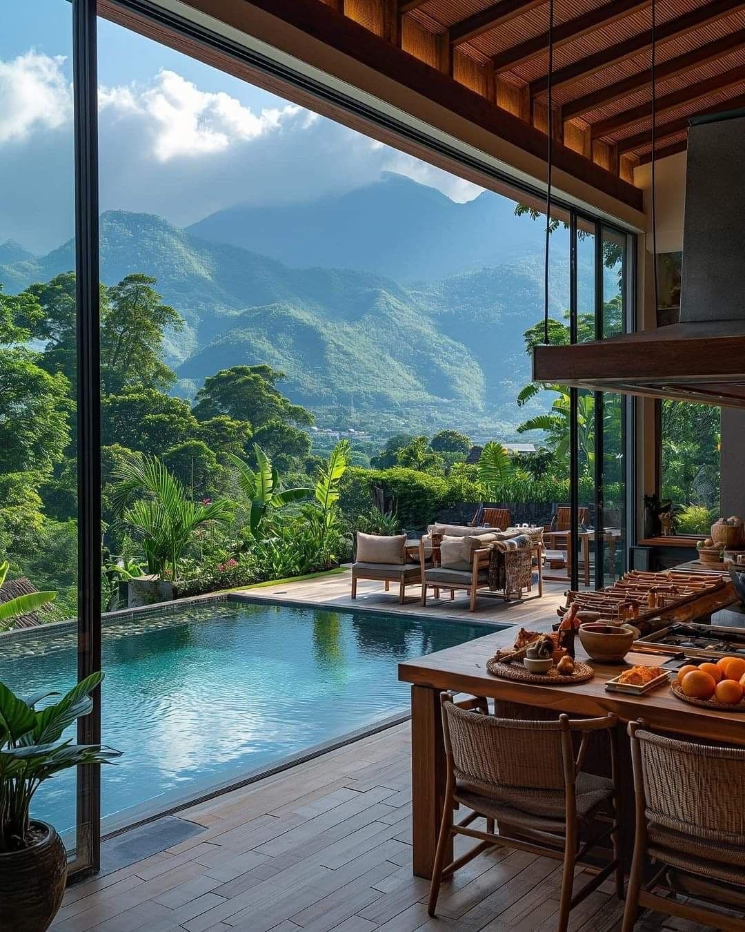 Oceanfront Villa with Private Pool & Pacific Views 5